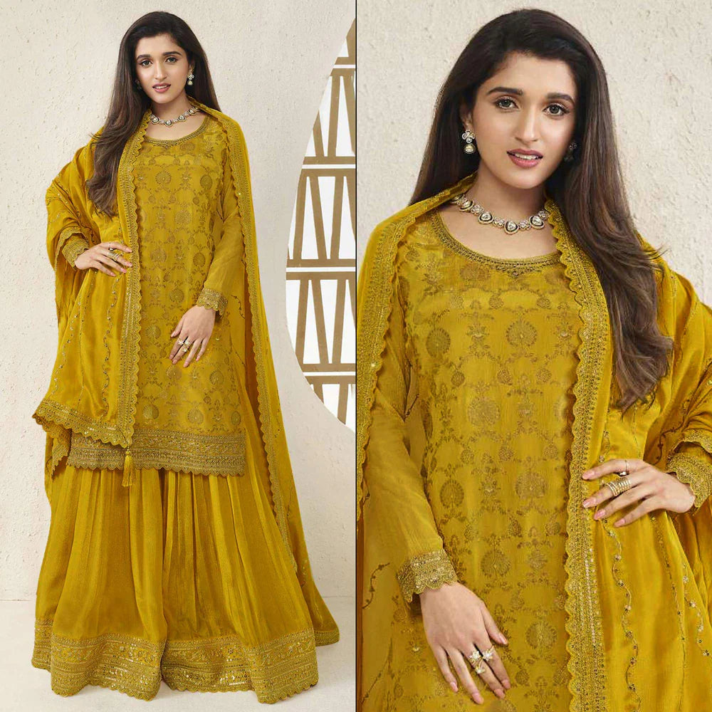 Noor-un-Nissa Hand-Embroidered Georgette Anarkali Set